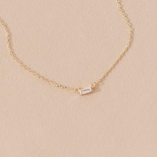 BAGUETTE NECKLACE