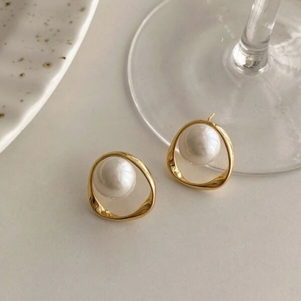 BIG PEARL EARRINGS (PAIR)