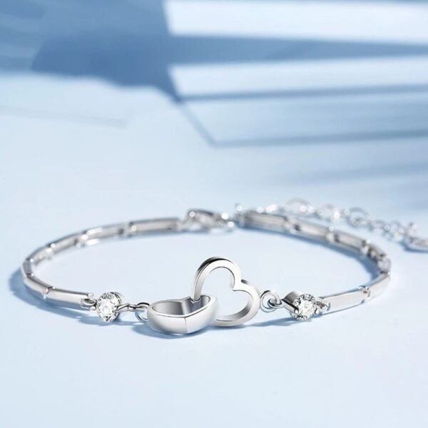 CLAMPED HEART BRACELET (ADJUSTABLE)